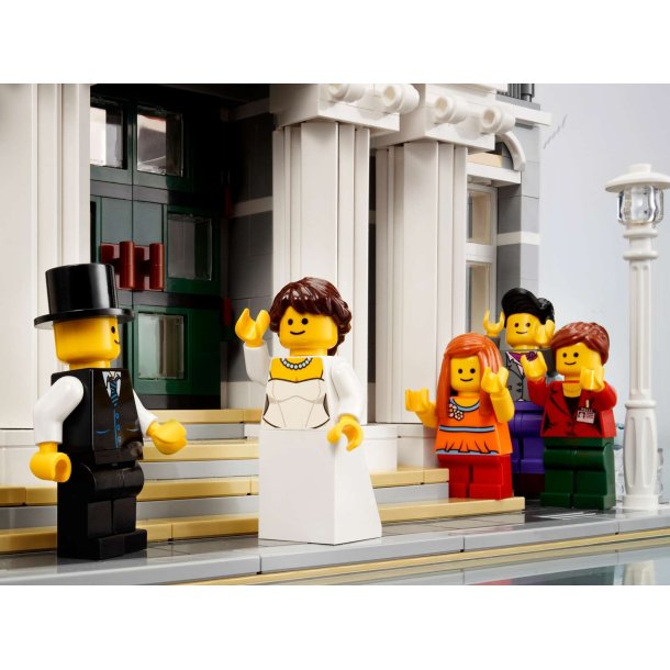 LEGO Creator Expert - R�dhus (10224)