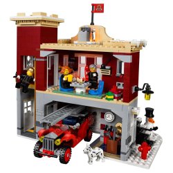 LEGO Creator Expert - Vinterlandsbyens brandstation (10263)
