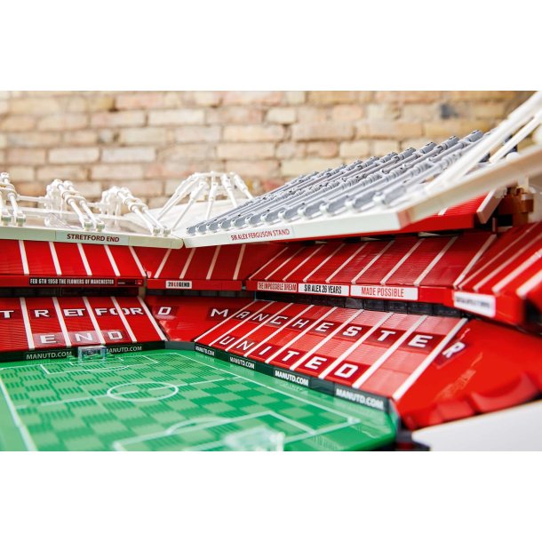 LEGO Icons - Old Trafford - Manchester United (10272)