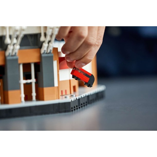 LEGO Icons - Old Trafford - Manchester United (10272)