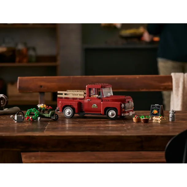 LEGO Icons - Pickup Truck (10290)