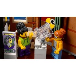 LEGO Icons - Hyggeligt hotel (10297)