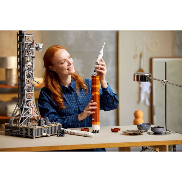 LEGO Icons - NASA Artemis-affyringssystem (10341)