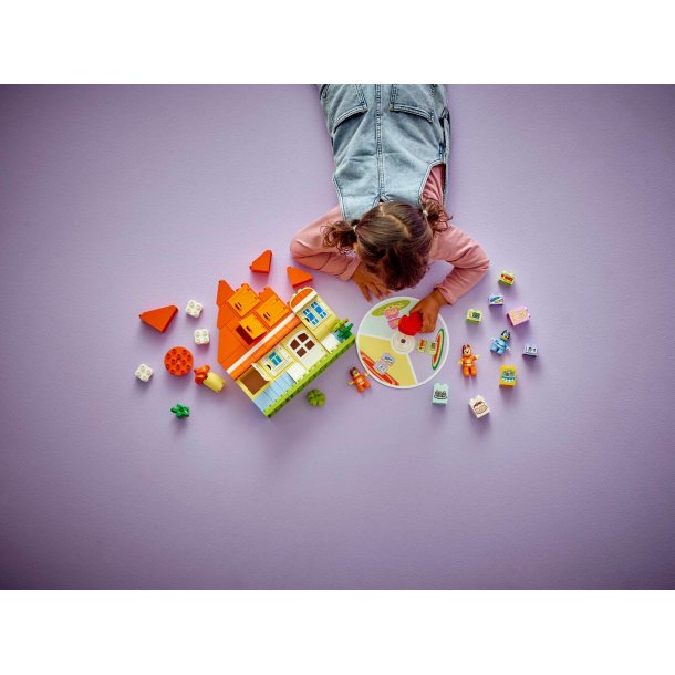 LEGO Bluey - Blueys families hus med huskespil (10459)
