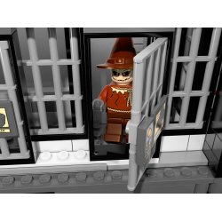 LEGO DC - Batman: Flugten fra Arkham Asylum (10937)