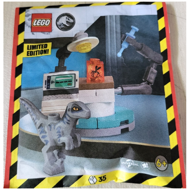 Raptor with Lab Bench Paperbag (122405)