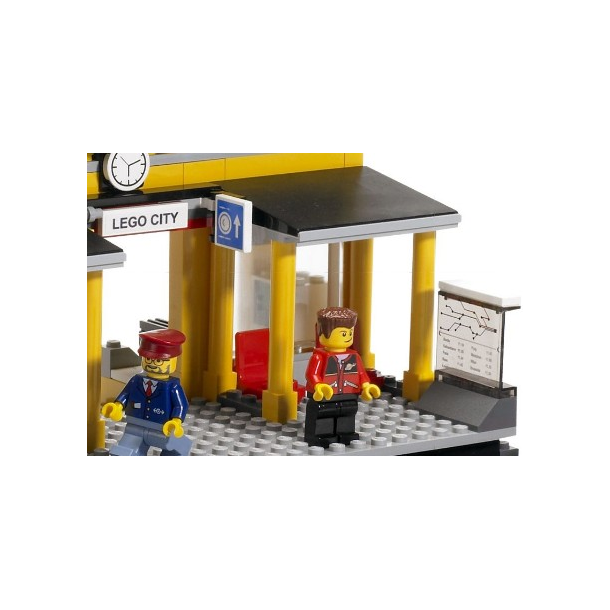 Train Station (7997)