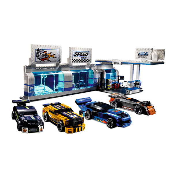 Racers - Brick Street Customs (8154)