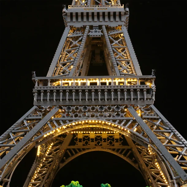 Lyskit til #10307 Eiffel Tower (GC395)