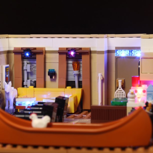 Lyskit til #10292 The Friends Apartments (GC2)