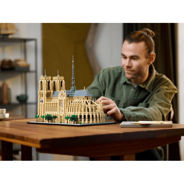 LEGO Architecture - Notre-Dame de Paris (21061)