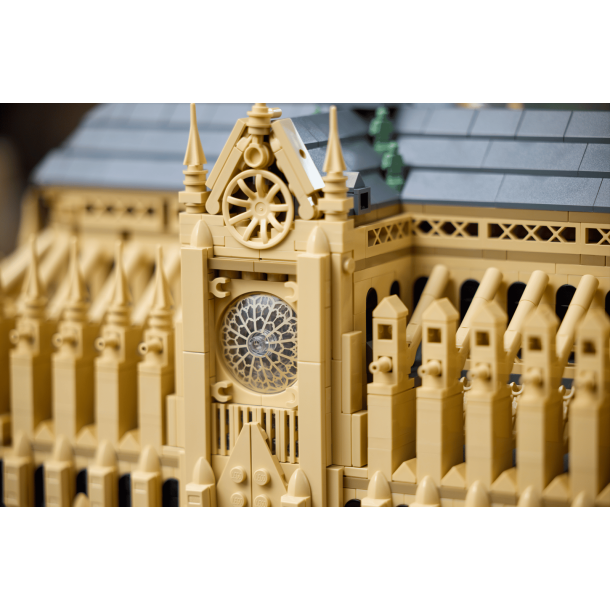 LEGO Architecture - Notre-Dame de Paris (21061)