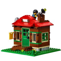 LEGO Creator 3-i-1 - Hytte ved s�en (31048)