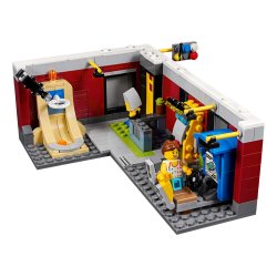 LEGO Creator 3-i-1 - Moduls�t: Skaterhus (31081)
