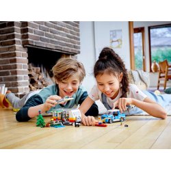 LEGO Creator 3-i-1 - Familieferie med campingvogn (31108)