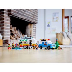 LEGO Creator 3-i-1 - Familieferie med campingvogn (31108)