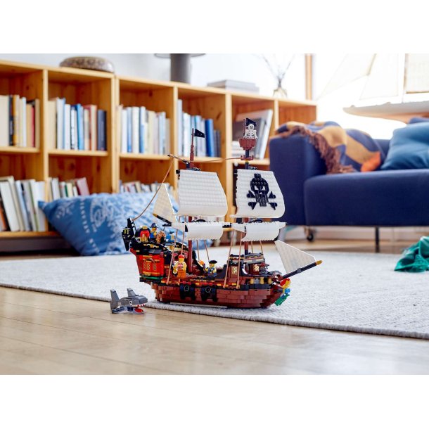 LEGO Creator 3-i-1 - Piratskib (31109)