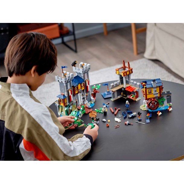 LEGO Creator 3-i-1 - Middelalderborg (31120)