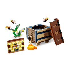 LEGO Creator 3-i-1 - Fuglehus (31143)