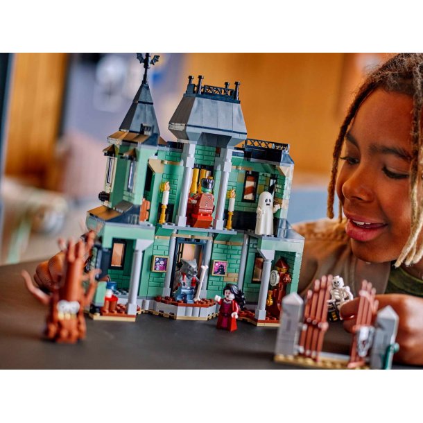 LEGO Creator 3-i-1 - Hjems�gt pal�, sp�gelseshus, halloween, 3-i-1 - Hjems�gt pal� (31167)