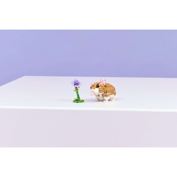 LEGO Creator 3-i-1 - S�d hamster med blomst (31376)