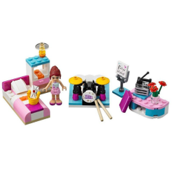 Mia's Bedroom (3939)