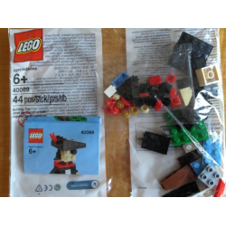 Pirate Monthly Mini Model 2013 Sept Polybag (40069)
