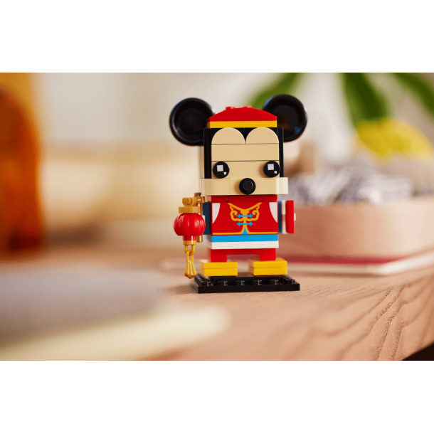 LEGO Brickheadz - Mickey Mouse i kinesisk nyt�rst�j (40673)