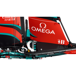 Emirates Team New Zealand AC75-yacht (42174)