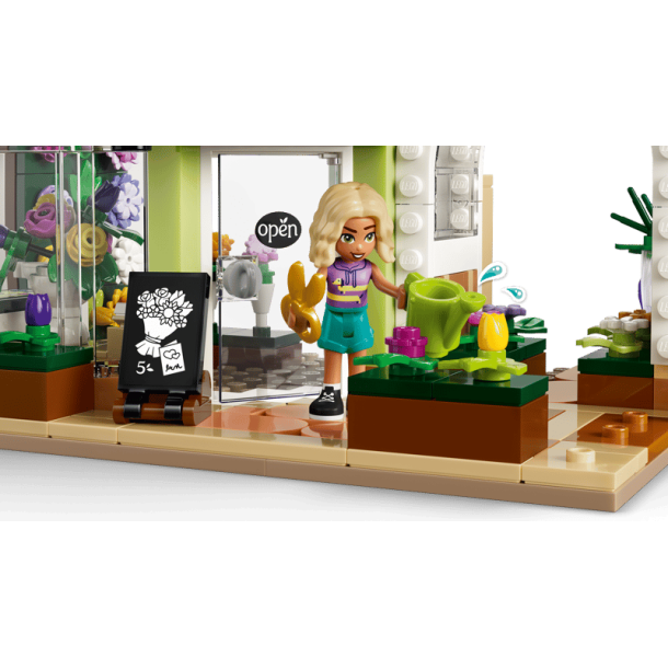 Kreativ blomsterbutik (42693)
