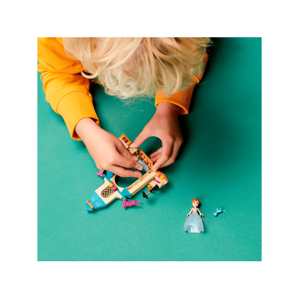 LEGO Disney - Annas slotsg�rd (43198)