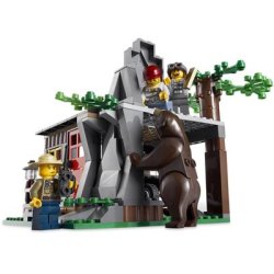 LEGO City - Forbrydernes gemmested (4438)