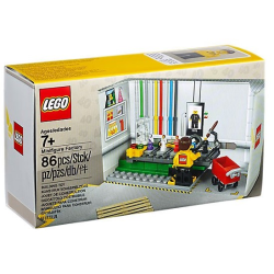5005358 - Minifigure Factory