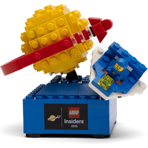 Retro Space Explorer (6607198)