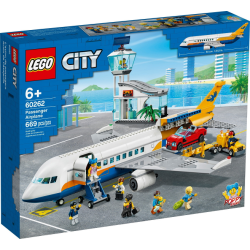 Passenger Airplane (60262)