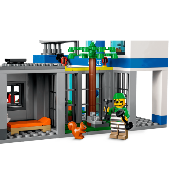 LEGO City - Politistation (60316)