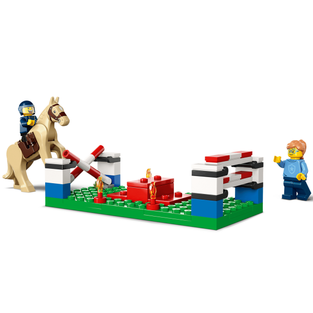 LEGO City - Politiskolens tr�ningsomr�de (60372)