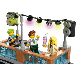 LEGO City - Midtbyen (60380)