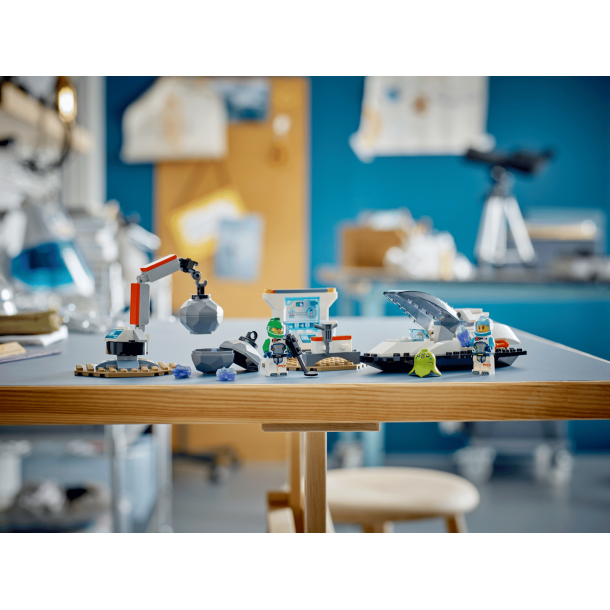 LEGO City - Rumskib og asteroideforskning (60429)