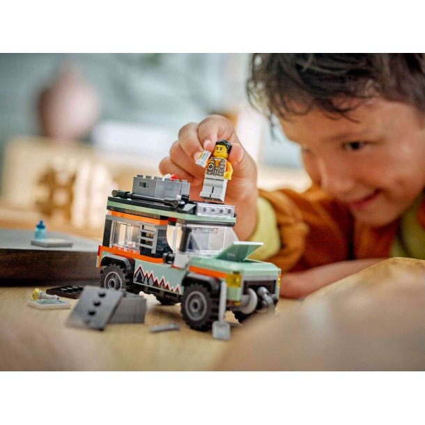LEGO City - Firhjulstrukket bjerg-offroader (60447)