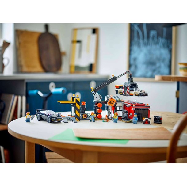 LEGO City - Skrotplads med biler (60472)