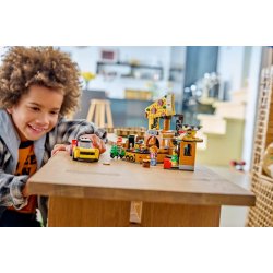 Pizzeria med udbringningsfart�jer (60496)
