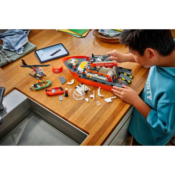 LEGO City - Kystvagtens redningsb�d og helikopter (60504)