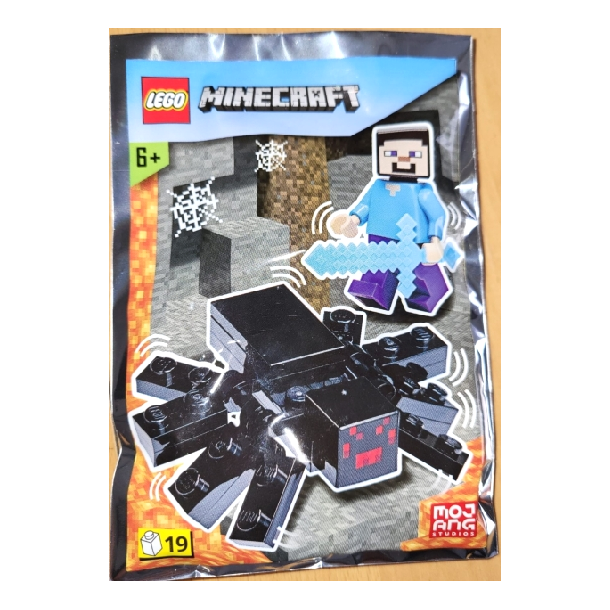 Steve with Spider Foilpack (662207)