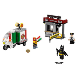 Scarecrow Special Delivery (70910)