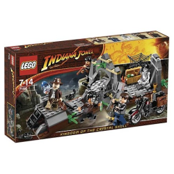 Chauchilla Cemetery Battle (7196)