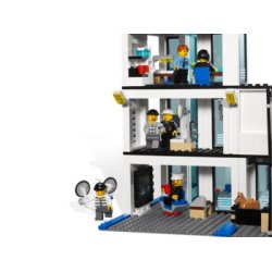 LEGO City - Politistation (7498)