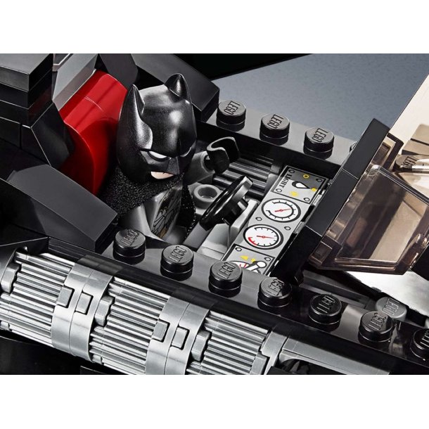 LEGO DC - Batmobile: Jagten p� Jokeren (76119)