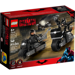 Batman &amp; Selina Kyle Motorcycle Pursuit (76179)