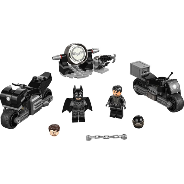Batman &amp; Selina Kyle Motorcycle Pursuit (76179)